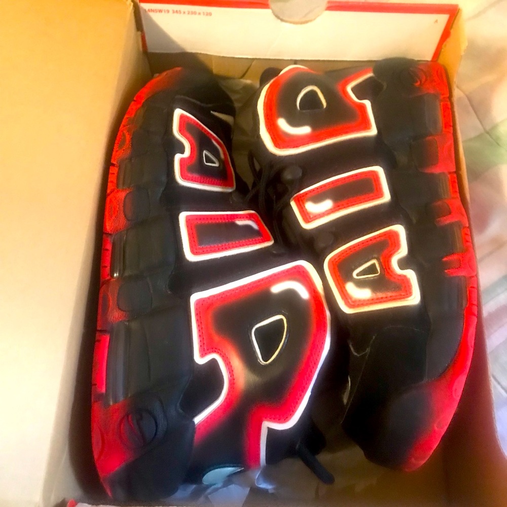 Nike uptempo
